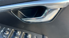 Volvo V40 T2 [122] R DESIGN Pro 5dr Geartronic Petrol Hatchback